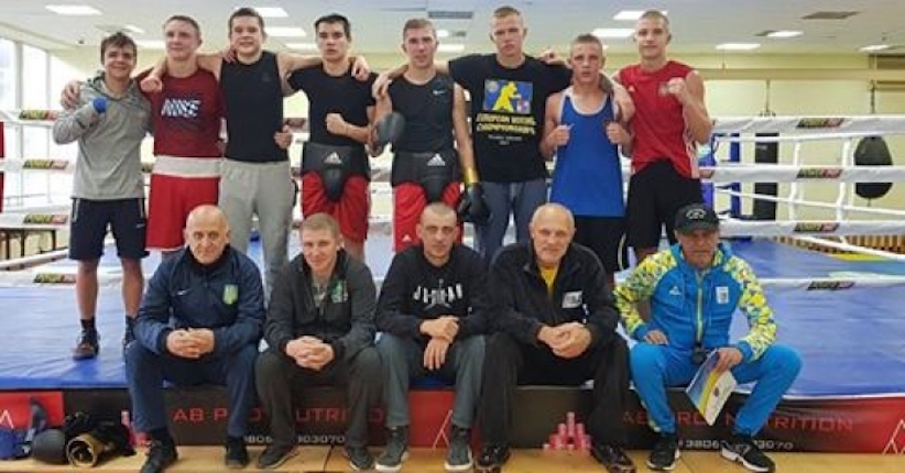 Молодіжну збірну України з боксу на Олімпійських іграх тренуватиме чернівчанин