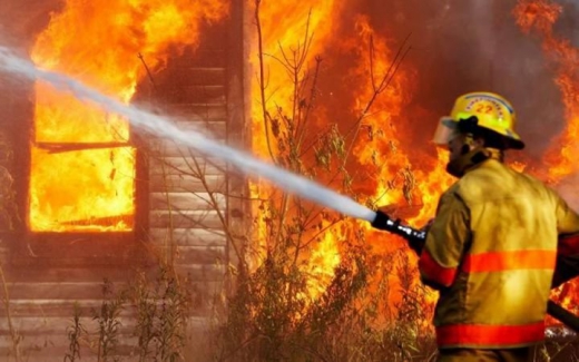 Пожежу помітили, коли полум’я охопило увесь будинок: на Буковині загинув чоловік