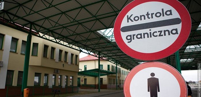 У Польщі митники влаштували тихий страйк: можуть виникнути черги на кордоні