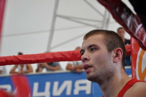 Боксер з Чернівців став переможцем кубку України