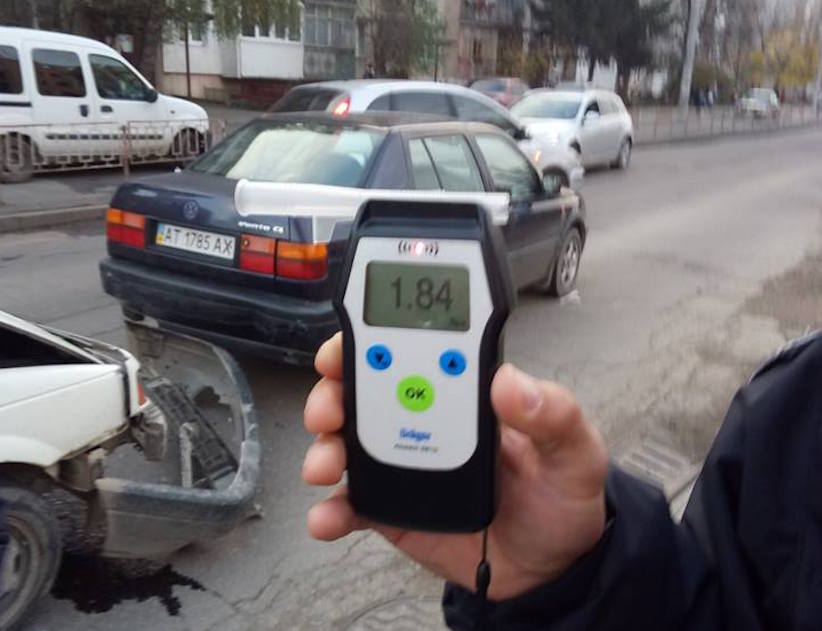 ДТП в Івано-Франківську: водій врятував життя дитині, яка вибігла на дорогу