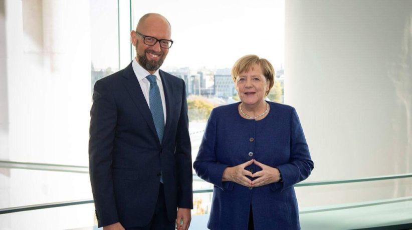 Канцлер Німеччини Ангела Меркель реально підтримує Україну – Яценюк
