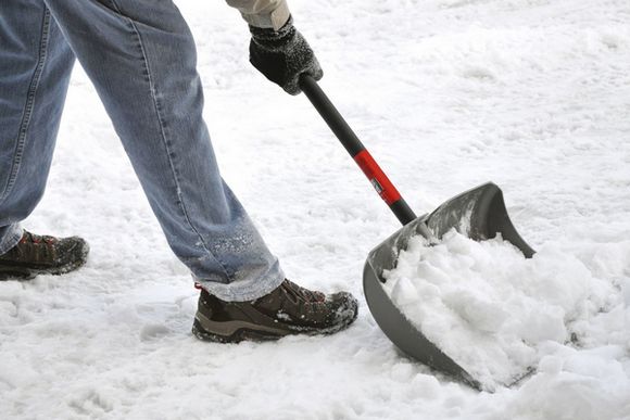 Чернівецьким підприємцям нагадали про прибирання снігу