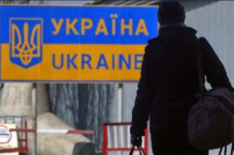 Майже 4 млн українців виїхали за кордон і не повертаються – Дубілет