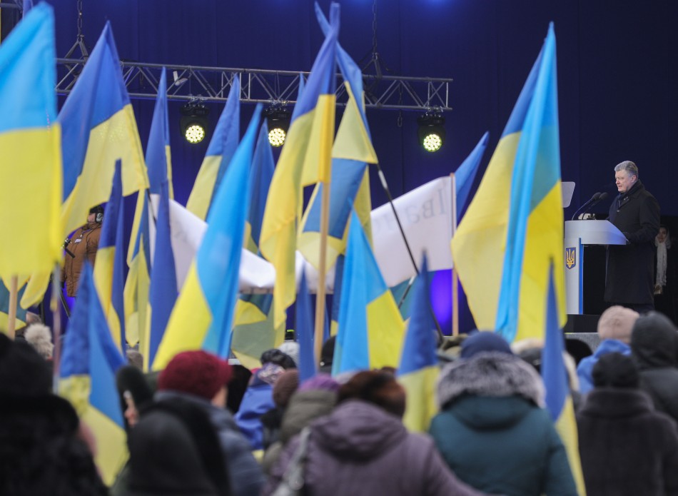 Порошенко заперечив можливість федералізації України