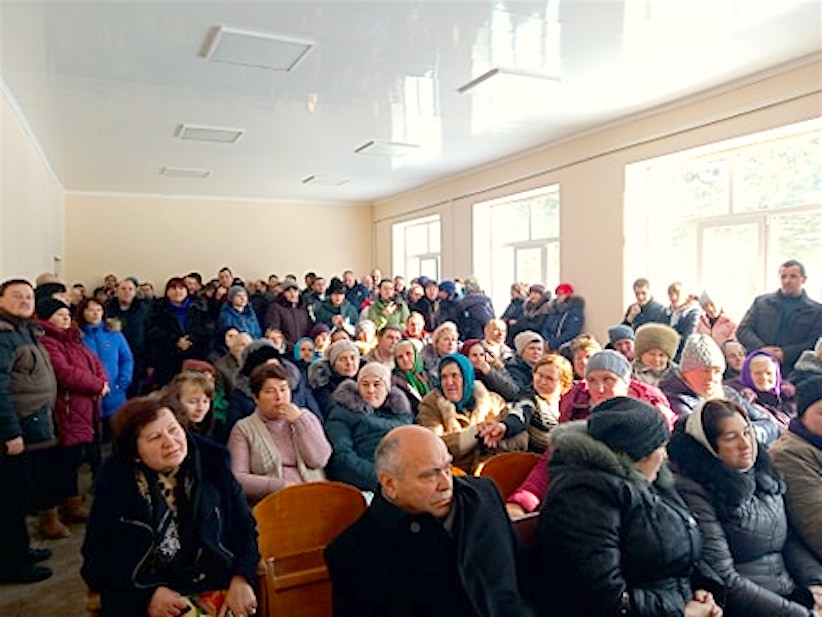 Громада на Сторожинеччині одноголосно підтримала перехід до Православної Церкви України