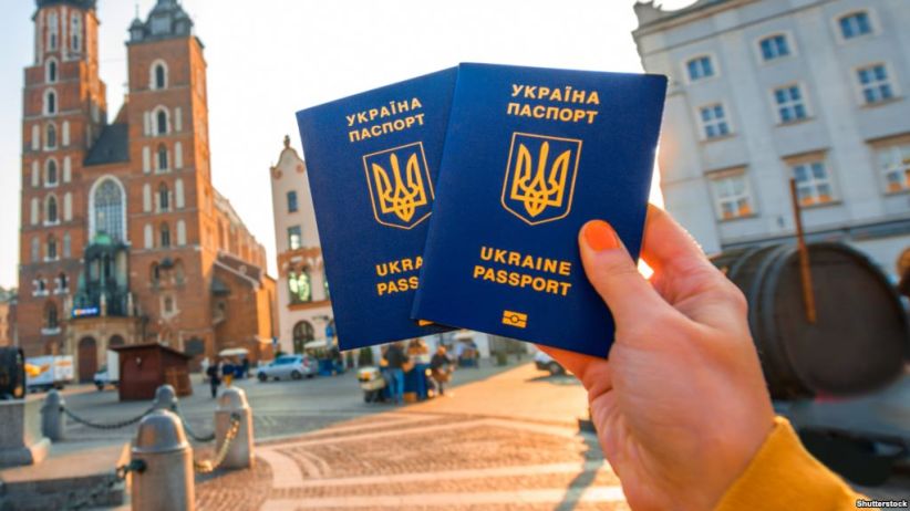 Безвізом вже скористалися два мільйони українців – Порошенко