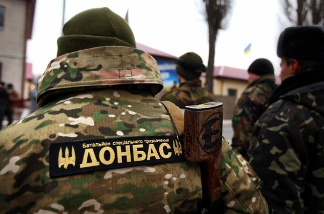 У Чернівцях волонтери збирають чергову передачу для захисників України