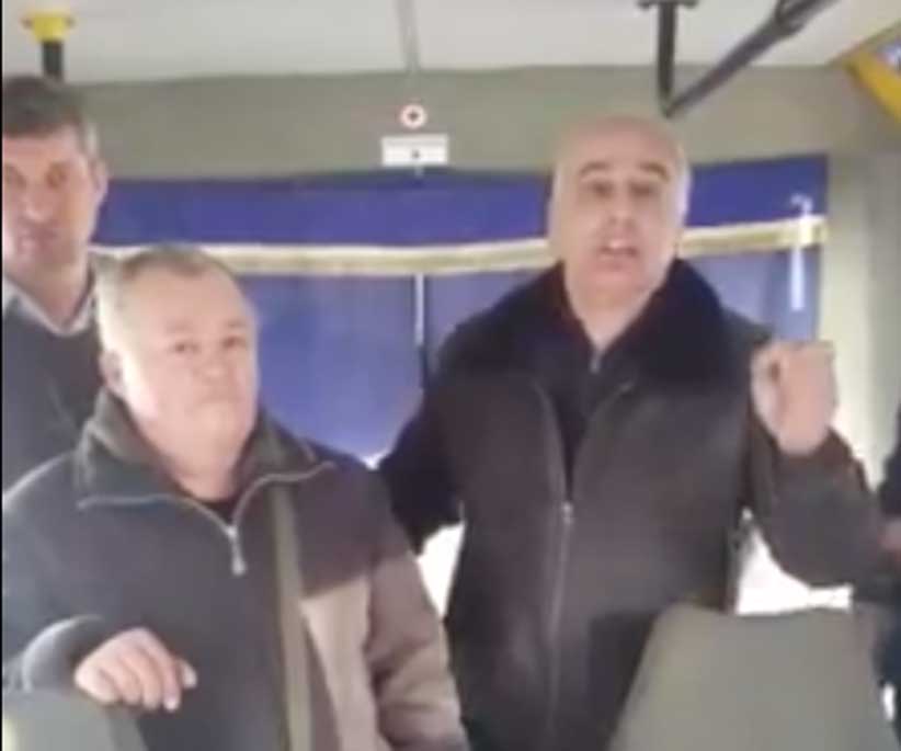 Чернівецький перевізник вибачився за свого працівника, який виштовхав ветерана АТО з маршрутки (відео)