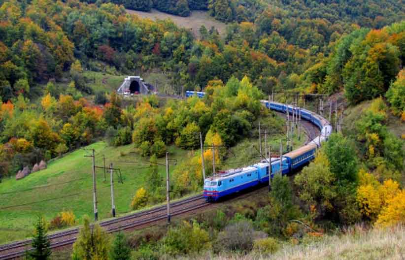 У Чернівецькій ОДА хочуть відновити потяг “Чернівці-Ужгород”