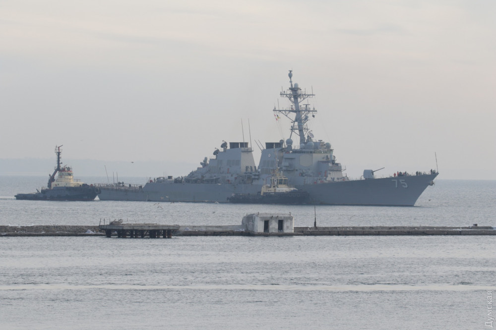 Ракетний есмінець США увійшов сьогодні в Одеський порт