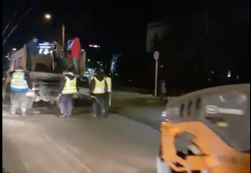 Може статися біда: Каспрук зауважив порушення техніки безпеки під час ремонту доріг у Чернівцях