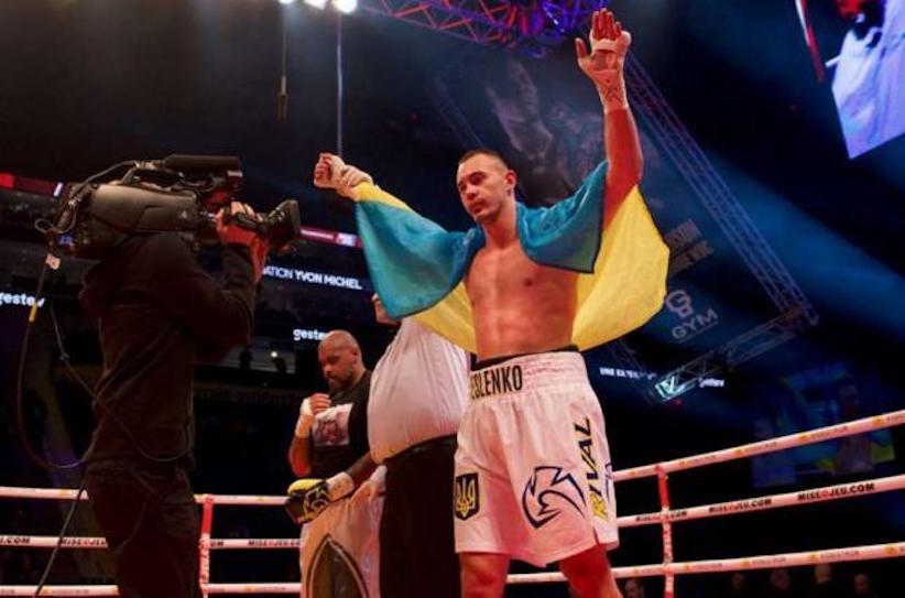 Буковинський боксер завоював перший чемпіонський пояс