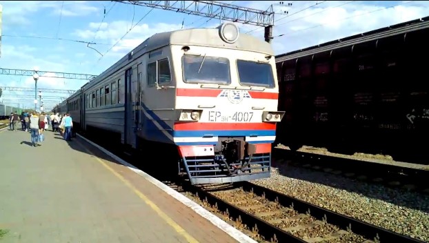 Укрзалізниця оголосила евакуаційні рейси на 10 квітня: є поїзд до Чернівців
