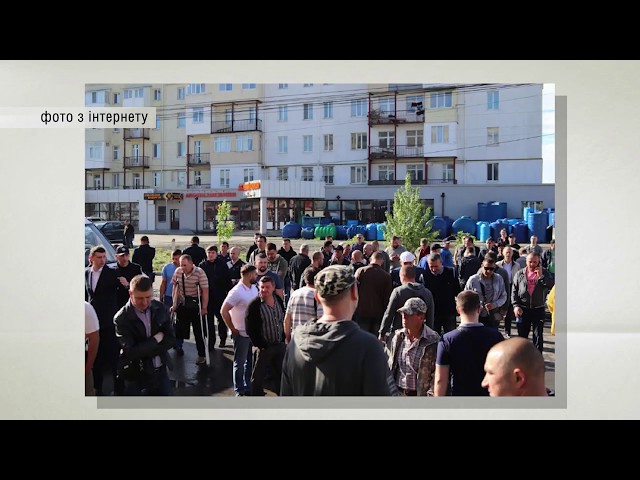 Активісти перекрили вулицю Хотинську у Чернівцях
