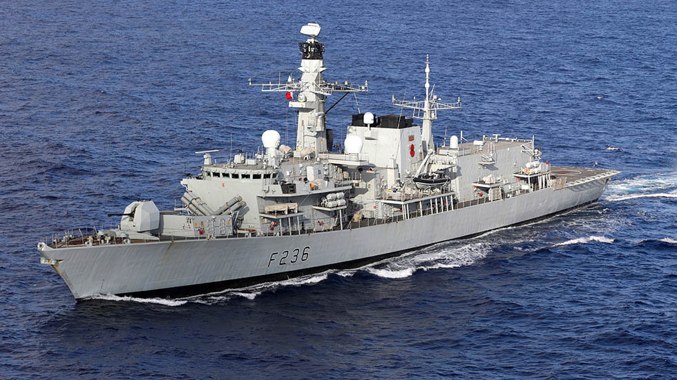 Британський фрегат застерігав іранців від захоплення танкера – радіопереговори