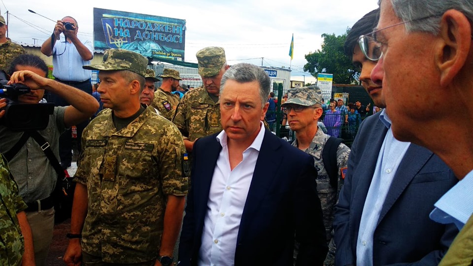Волкер із делегацією США їздив на Донбас