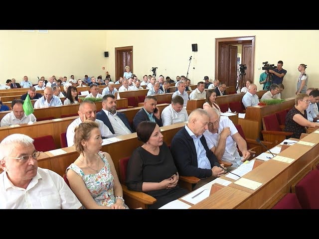 Депутати Чернівецької облради вкотре сперечалися через дозвіл на користування надрами Буковини ОК