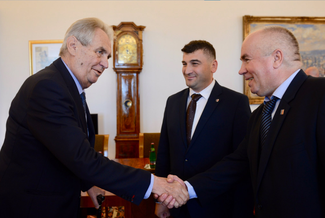 Президент Чехії прийняв делегацію русинів, говорили про “більшу автономію” українського Закарпаття