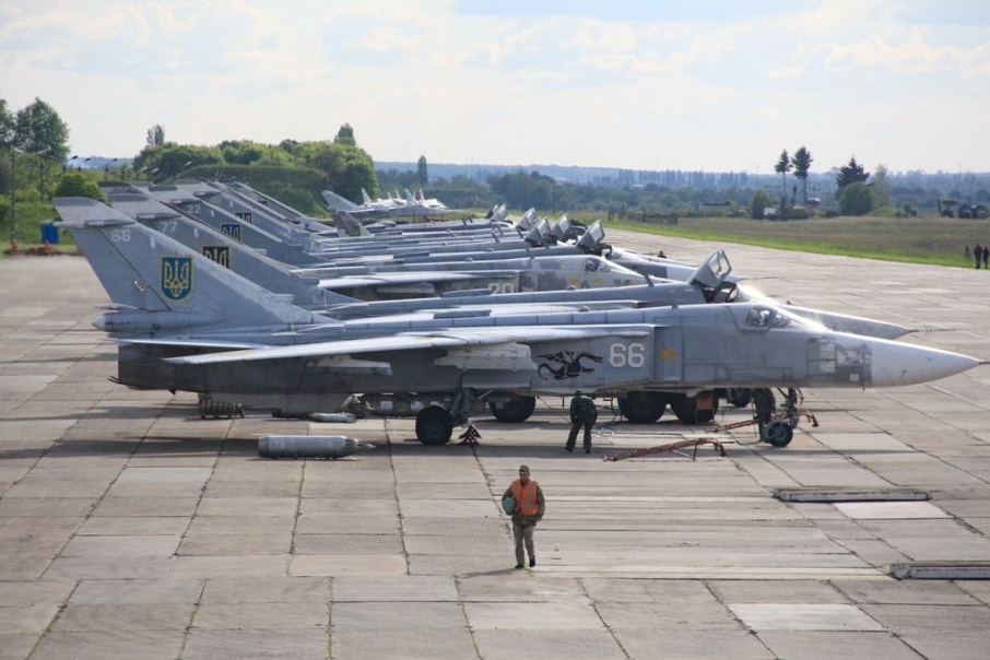 Військові аеродроми в Україні адаптують до стандартів НАТО