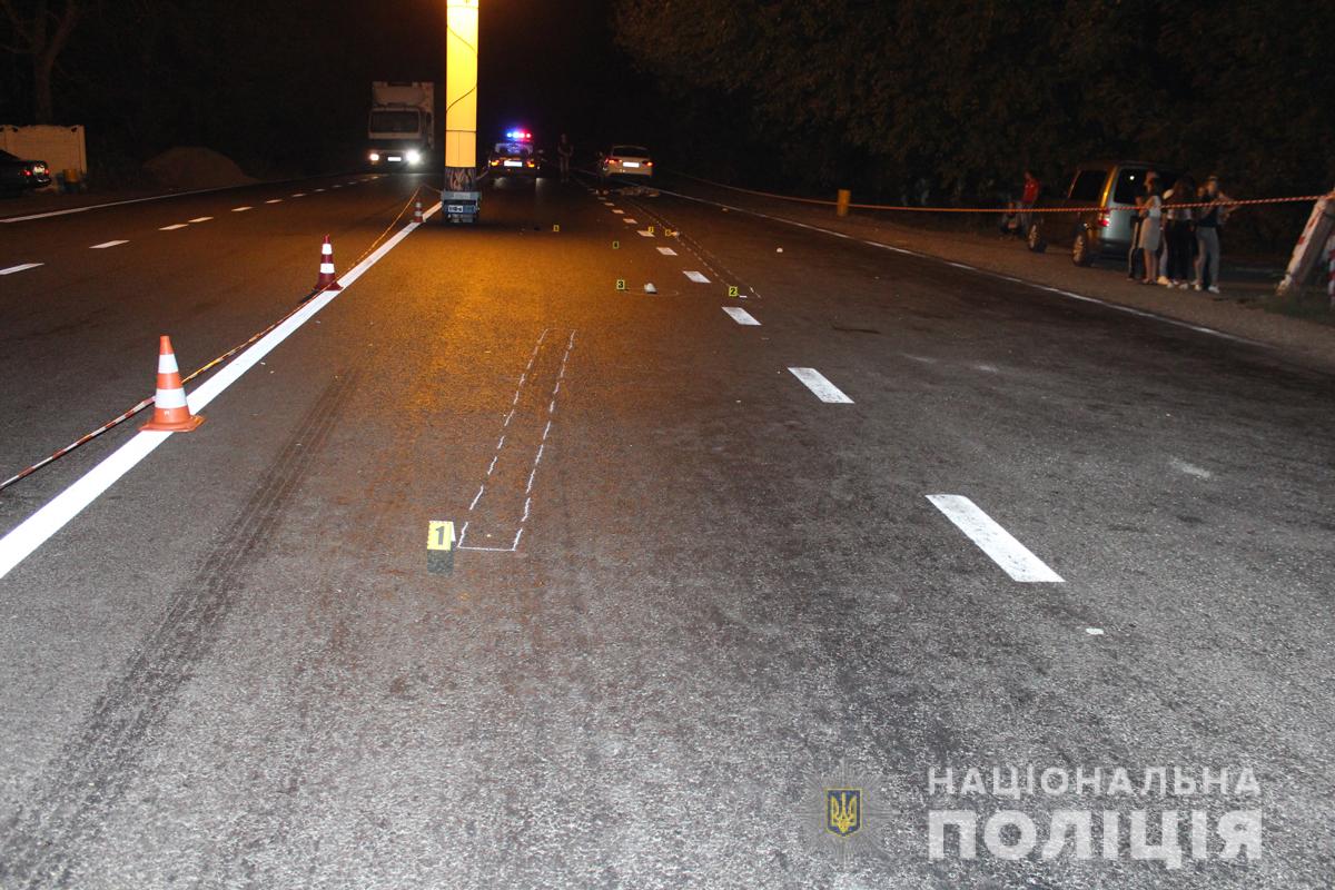 На Буковині водій Audi A4 збив на смерть 55-річну жінку