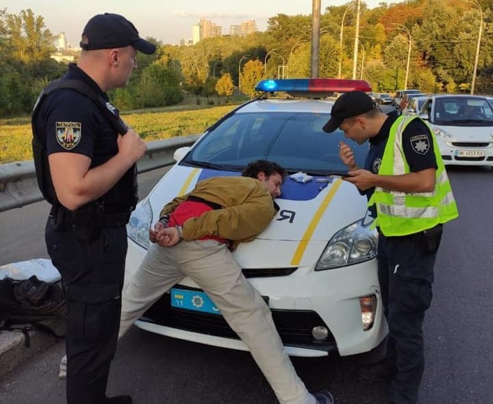 Розстріл людей у тролейбусі: поліція Києва затримала зловмисника