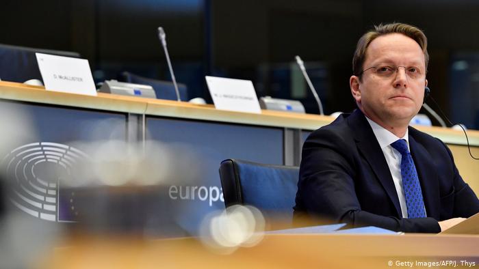 Комітет Європарламенту затвердив угорського єврокомісара, який відповідатиме за Україну
