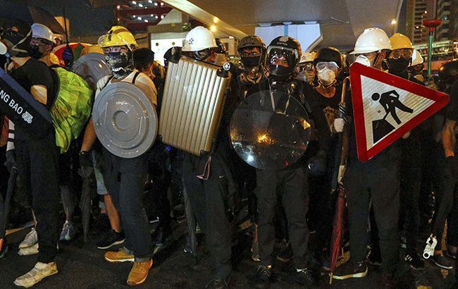 У Гонконзі затримали п’ятьох осіб за підозрою у вбивстві під час протестів