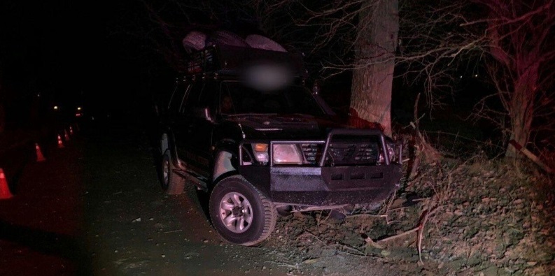 Смертельна ДТП на Сторожинеччині: позашляховик зіткнувся з мопедом, який їхав без увімкнених фар