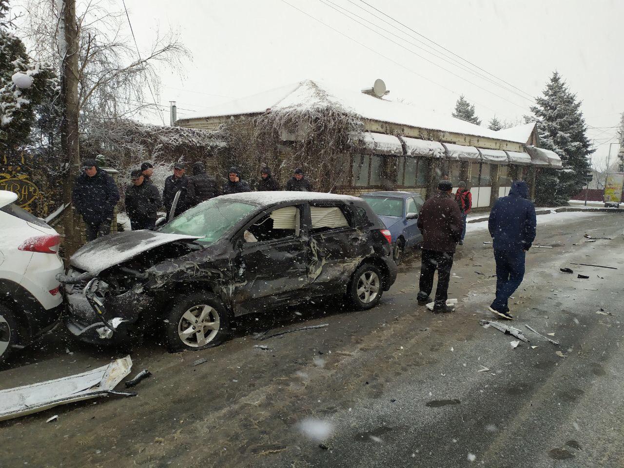 У Мамаївцях трапилась ДТП за участю 4 авто: є постраждалі