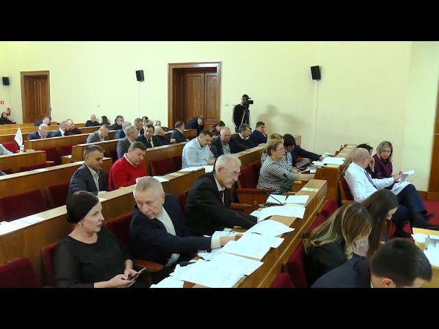 2 9000 грн середньої зарплати та добудова шкіл  Депутати Чернівецької обласної ради ухвалили бюджет