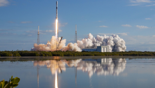SpaceX запустила 60 мікросупутників системи Starlink