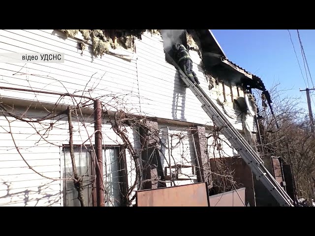 Через коротке замикання спалахнув двоповерховий житловий будинок у Чернівцях