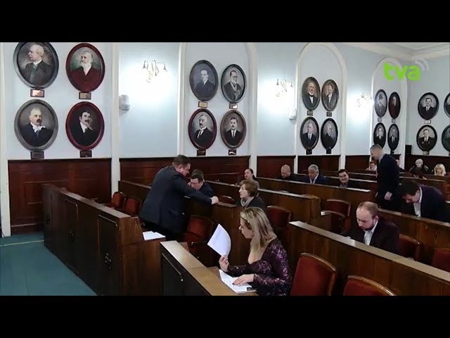 Депутати Чернівецької міської ради вкотре зірвали засідання сесії
