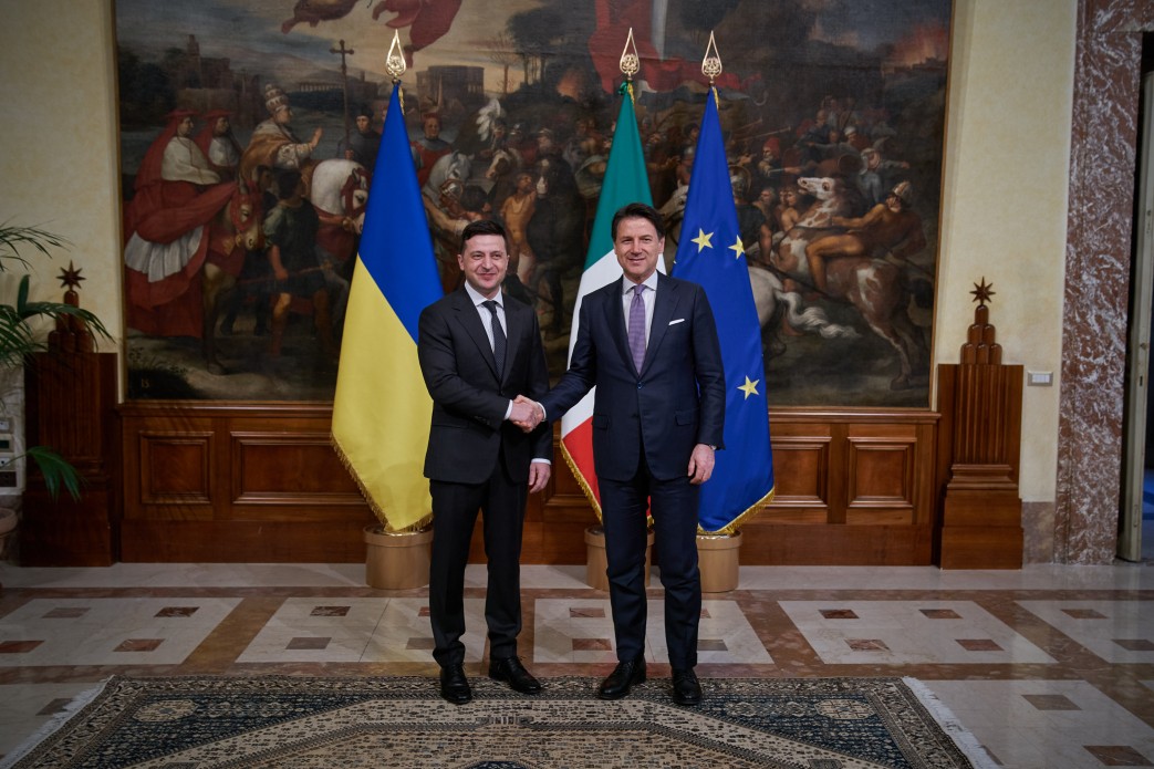 Прем’єрміністр Італії пообіцяв Зеленському, що українці повернуться додому 25 березня