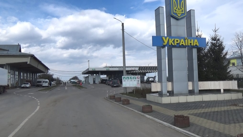 Україна закриє кордон для іноземців на 2 тижні