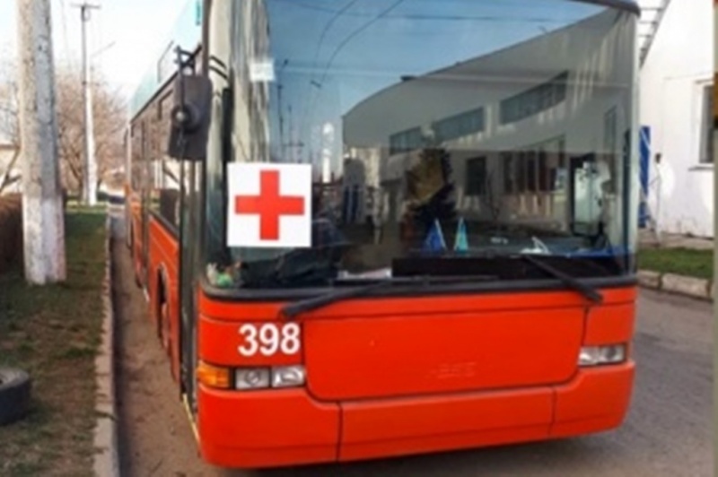 Через підтоплення у Чернівцях припинено рух тролейбуса №11