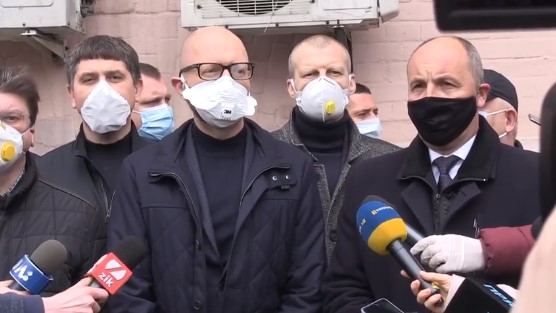 Яценюк: Справи проти активістів Майдану – це робота російської агентури в Україні