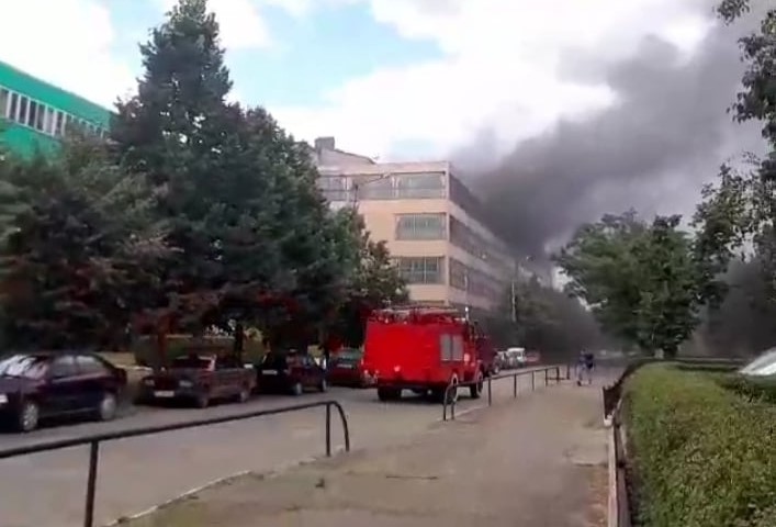 У Чернівцях на території підприємства “Розма” сталася пожежа