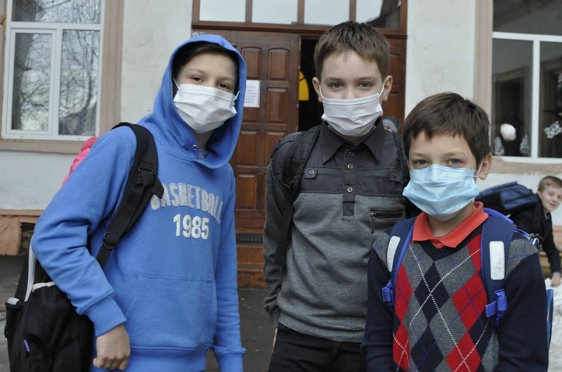 ВООЗ: Закриття шкіл при пандемії – це крайній захід