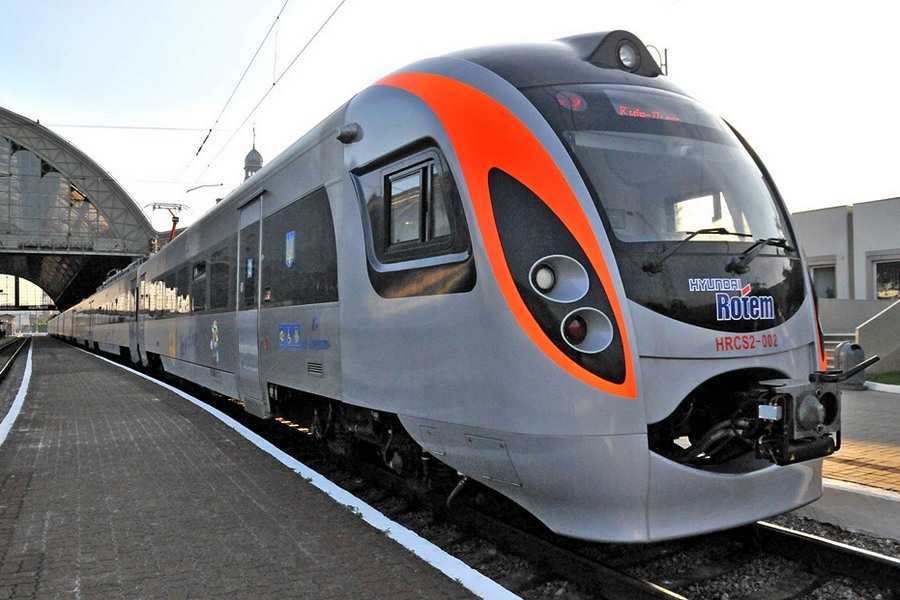 Укрзалізниця планує з’єднати всі обласні центри країни швидкісним сполученням до 2024 року