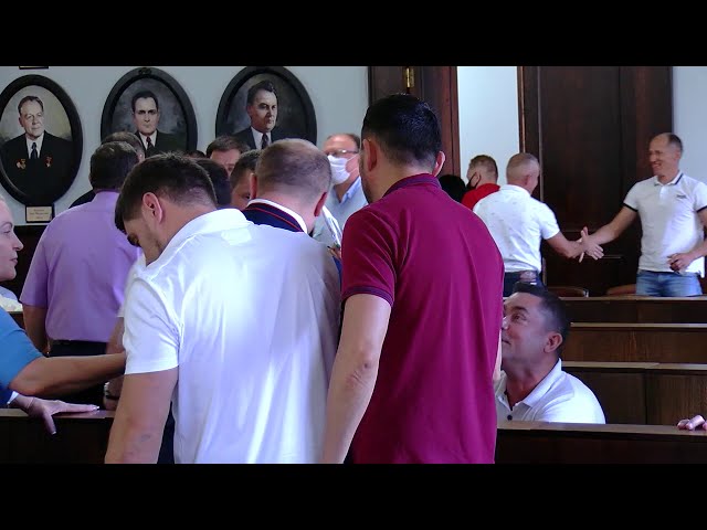 Суд над брехнею. У Чернівцях 27 серпня суд розгляне позов Бурбака до депутата Чернівецької міськради