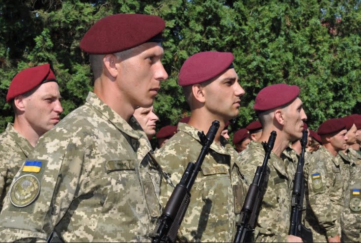 Чернівецькі десантники повертаються з міжнародних навчань