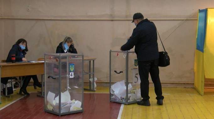 Вибори мера Чернівців: Стало відомо, якою є явка виборців станом на 14:00