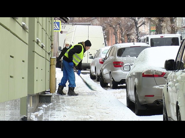 Зима прийшла вчасно, однак з сюрпризами: хто відповідальний за прибирання вулиць в Чернівцях