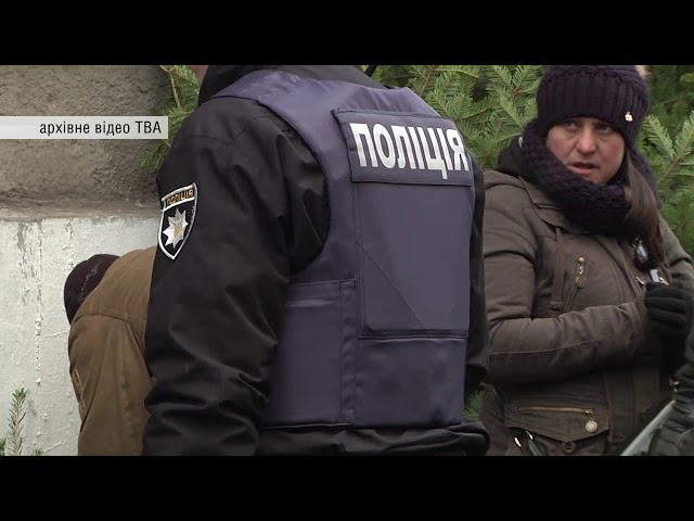 Два кримінальні провадження за нелегальні перевезення новорічних ялинок відкрили на Буковині