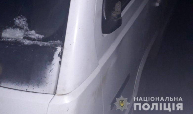 На Кельменеччині водій мікроавтобуса збив пішохода