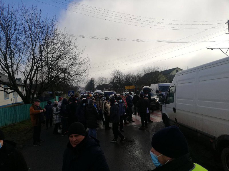 Протести проти підвищення цін на газ: в Оршівцях люди перекрили рух