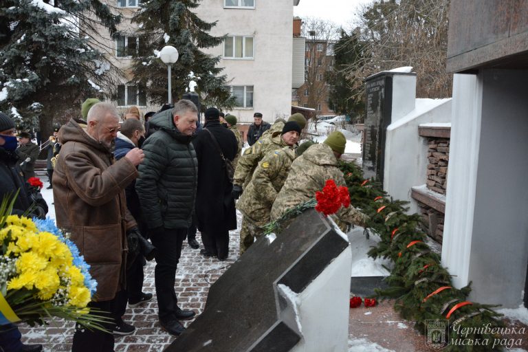 У Чернівцях вшанували пам’ять учасників бойових дій на території інших держав