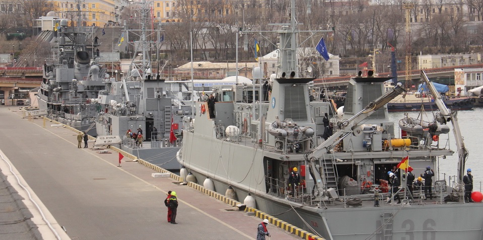 У порт Одеси зайшли чотири кораблі НАТО